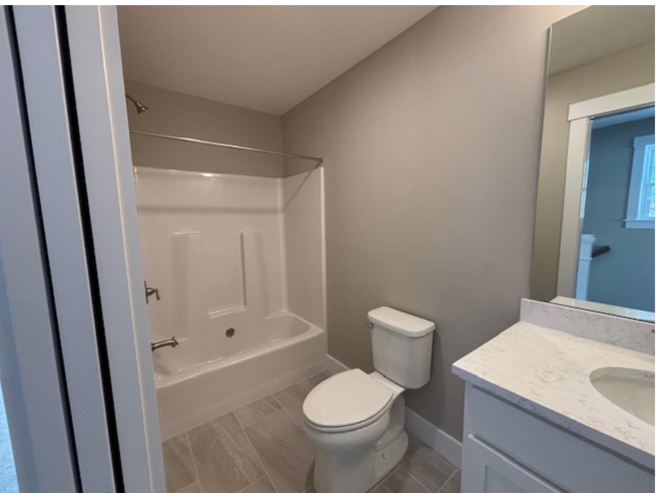 32 Charter Street, Unit 6 Exeter, NH 03833 - Photo 10 of 25 Gallery Image 10