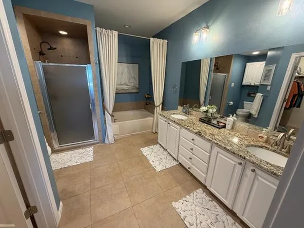 $2,200 | 3404 American Drive, Unit 3202, Lago Vista, TX 78645