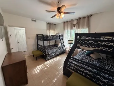 $2,200 | 3404 American Drive, Unit 3202, Lago Vista, TX 78645