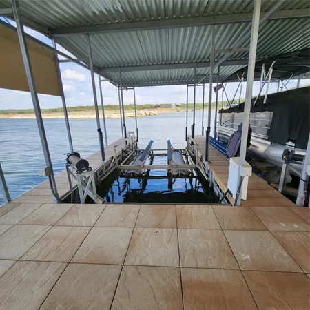 $2,200 | 3404 American Drive, Unit 3202, Lago Vista, TX 78645