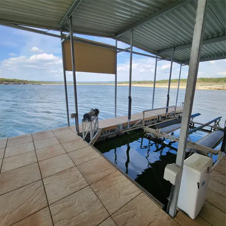 $2,200 | 3404 American Drive, Unit 3202, Lago Vista, TX 78645