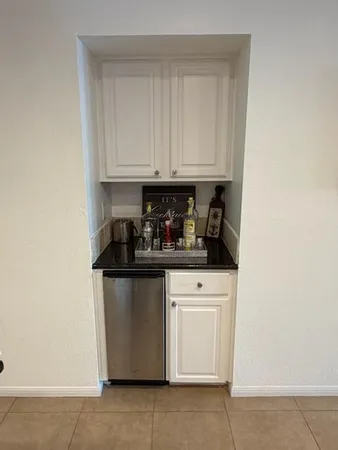 $2,200 | 3404 American Drive, Unit 3202, Lago Vista, TX 78645