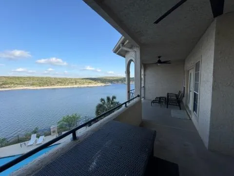 $2,200 | 3404 American Drive, Unit 3202, Lago Vista, TX 78645