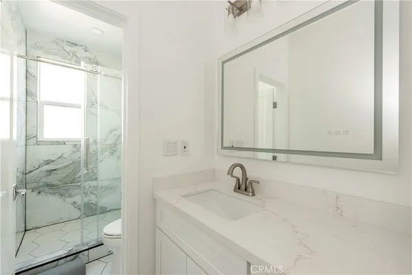 $4,500 | 2208 Synergy, Irvine, CA 92614
