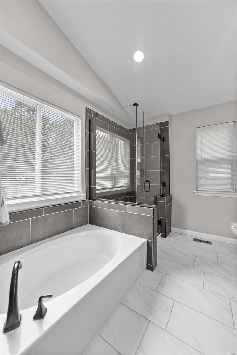 363 Ries Bend Road Ballwin, MO 63021 - Photo 23 of 39