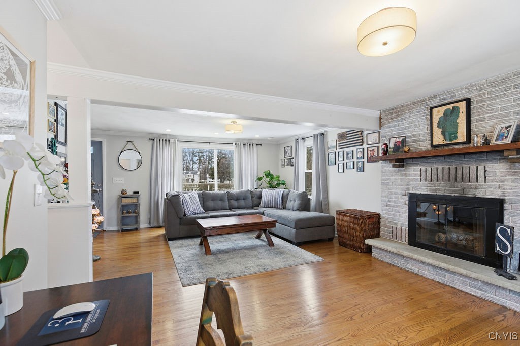 314 Davis Street Manlius, NY 13057 - Photo 4 of 37