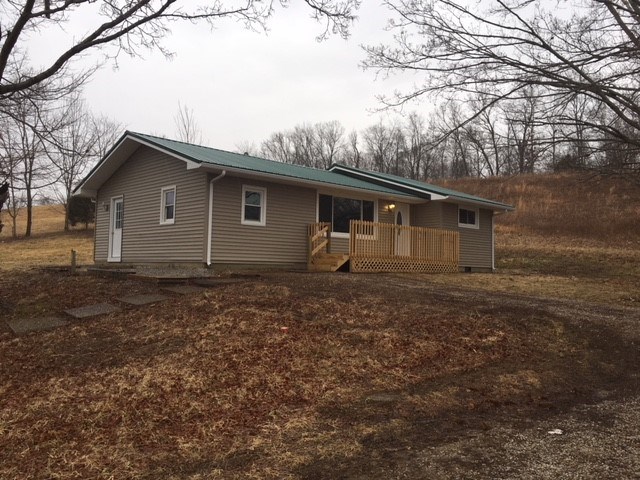 7028 East Blue River Road Pekin, IN 47165 - Photo 2 of 30