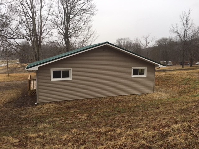 7028 East Blue River Road Pekin, IN 47165 - Photo 5 of 30