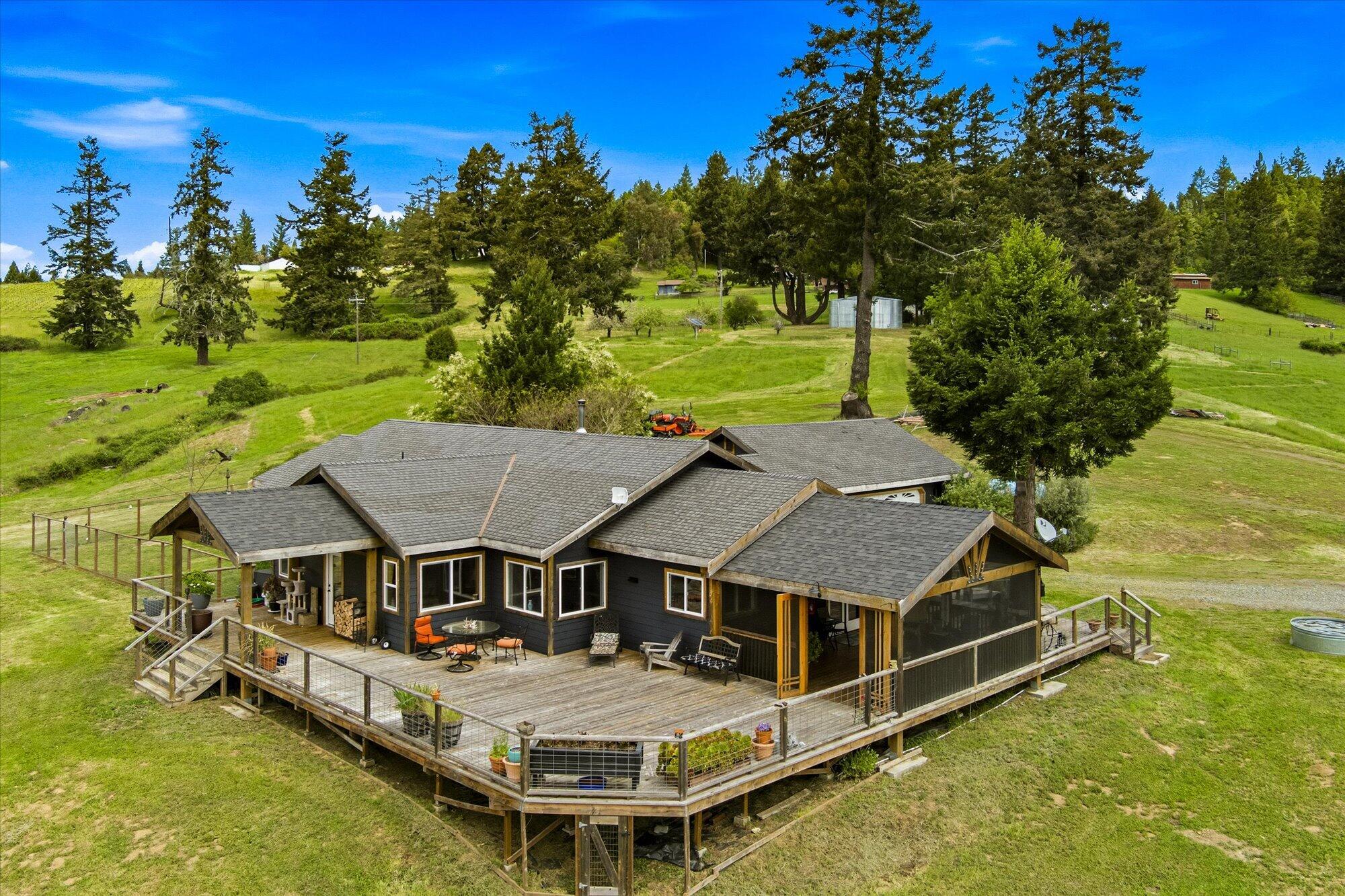 549 Brown Road Myers Flat, CA 95554 - Photo 4 of 80