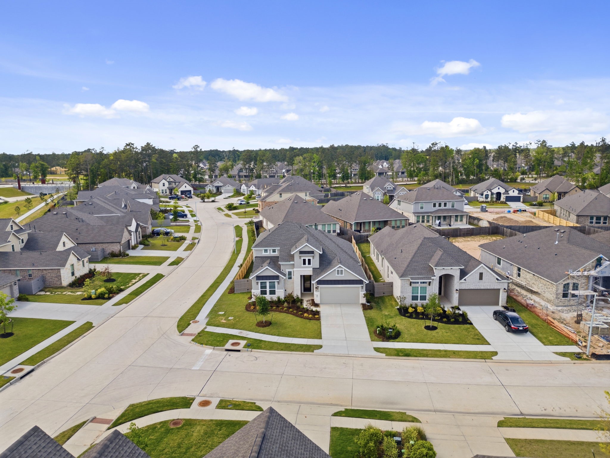 18103 Scarlett Hummingbird Court Conroe, TX 77302 - Photo 27 of 43 a view of a city