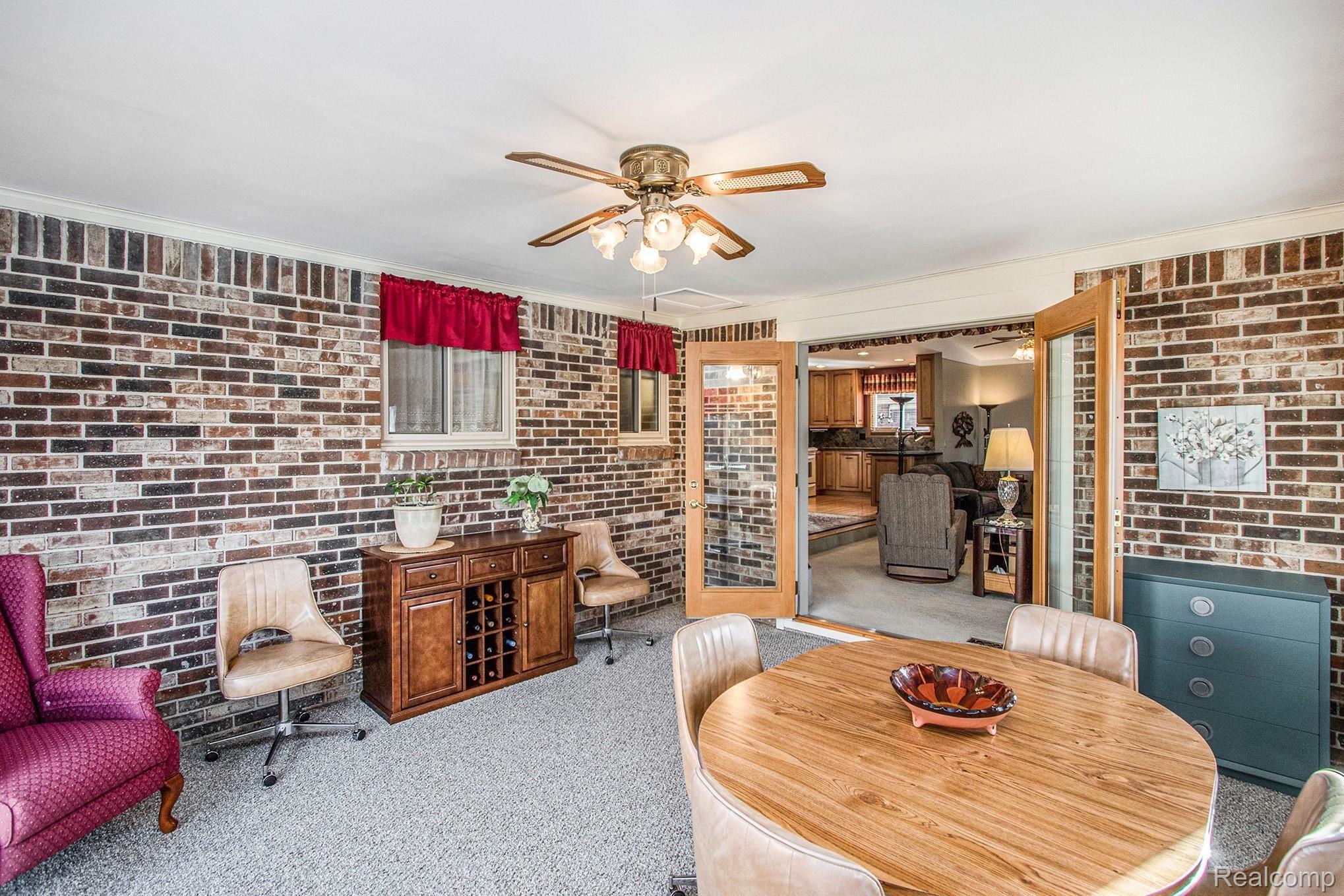 47605 Chrys Road Macomb, MI 48044 - Photo 13 of 37 0N2A8755.jpg