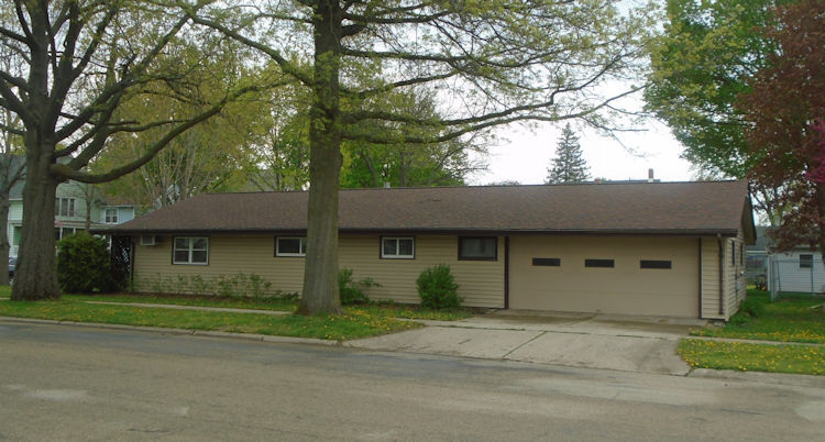 428 North 10th Street Rochelle, IL 61068 - Photo 17 of 17