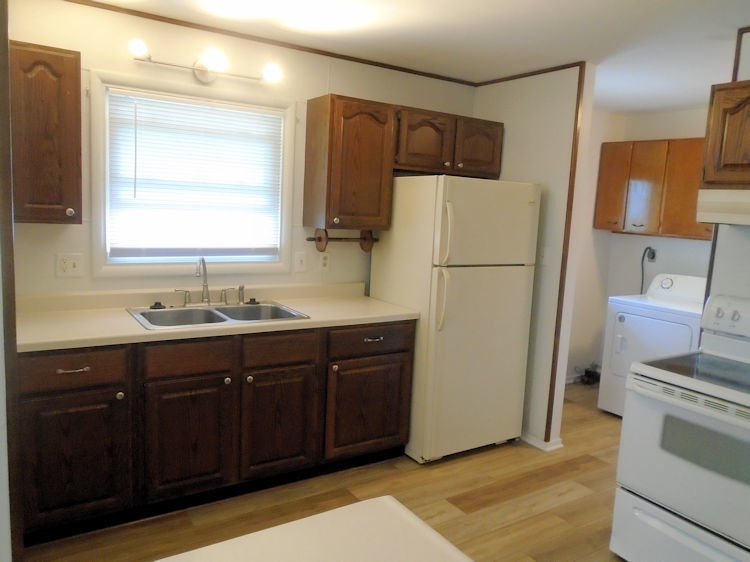 428 North 10th Street Rochelle, IL 61068 - Photo 4 of 17