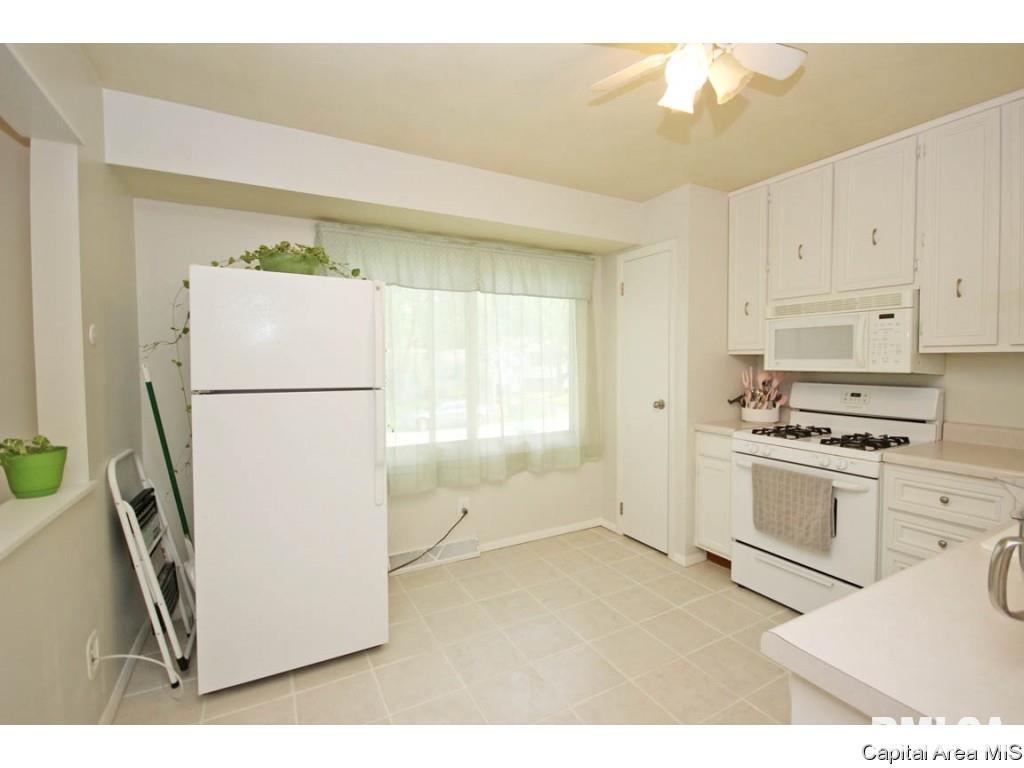 2608 East Griffiths Avenue Springfield, IL 62702 - Photo 8 of 27 Gallery Image 8