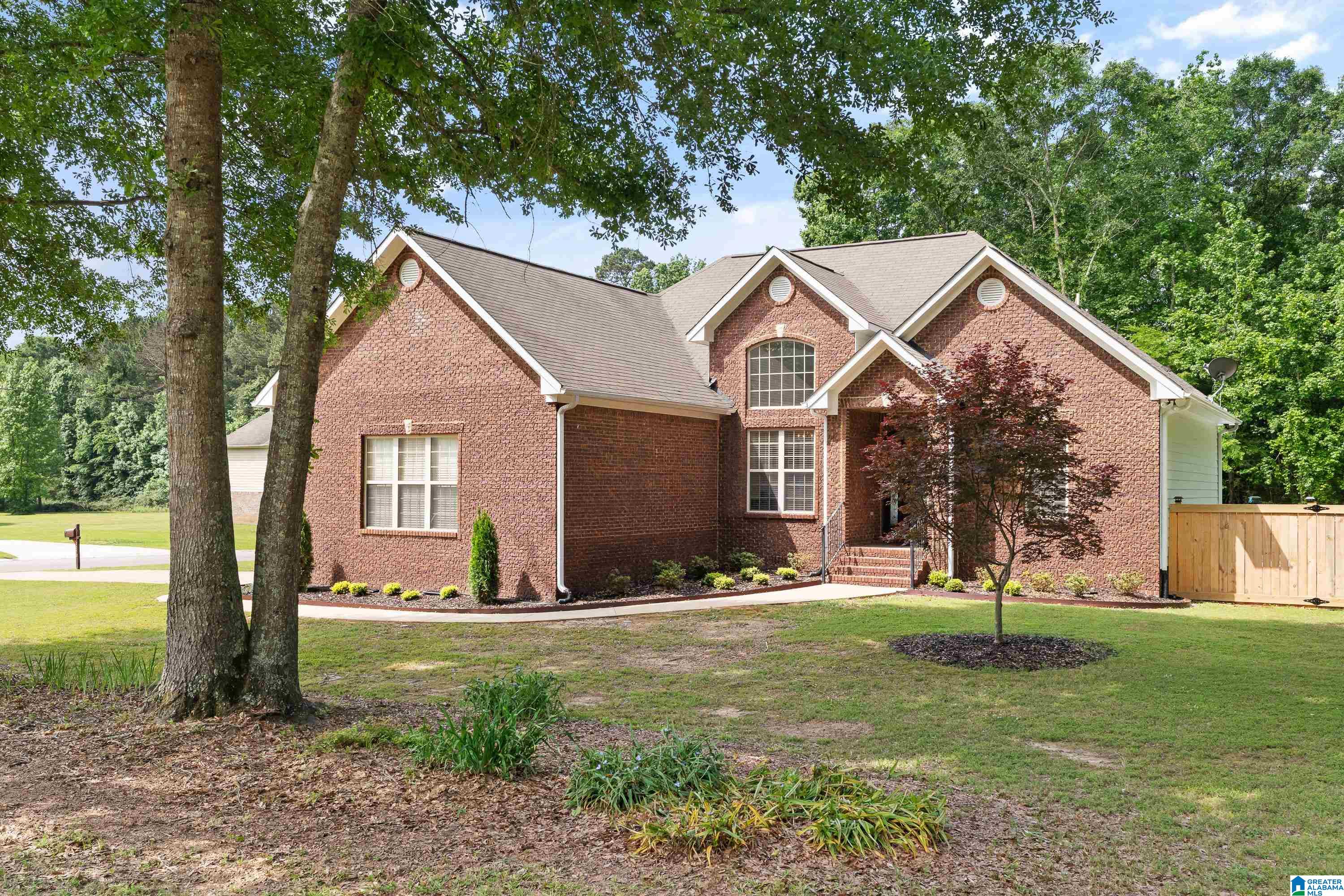 2050 Morris Farms Drive Riverside, AL 35135 - Photo 2 of 41