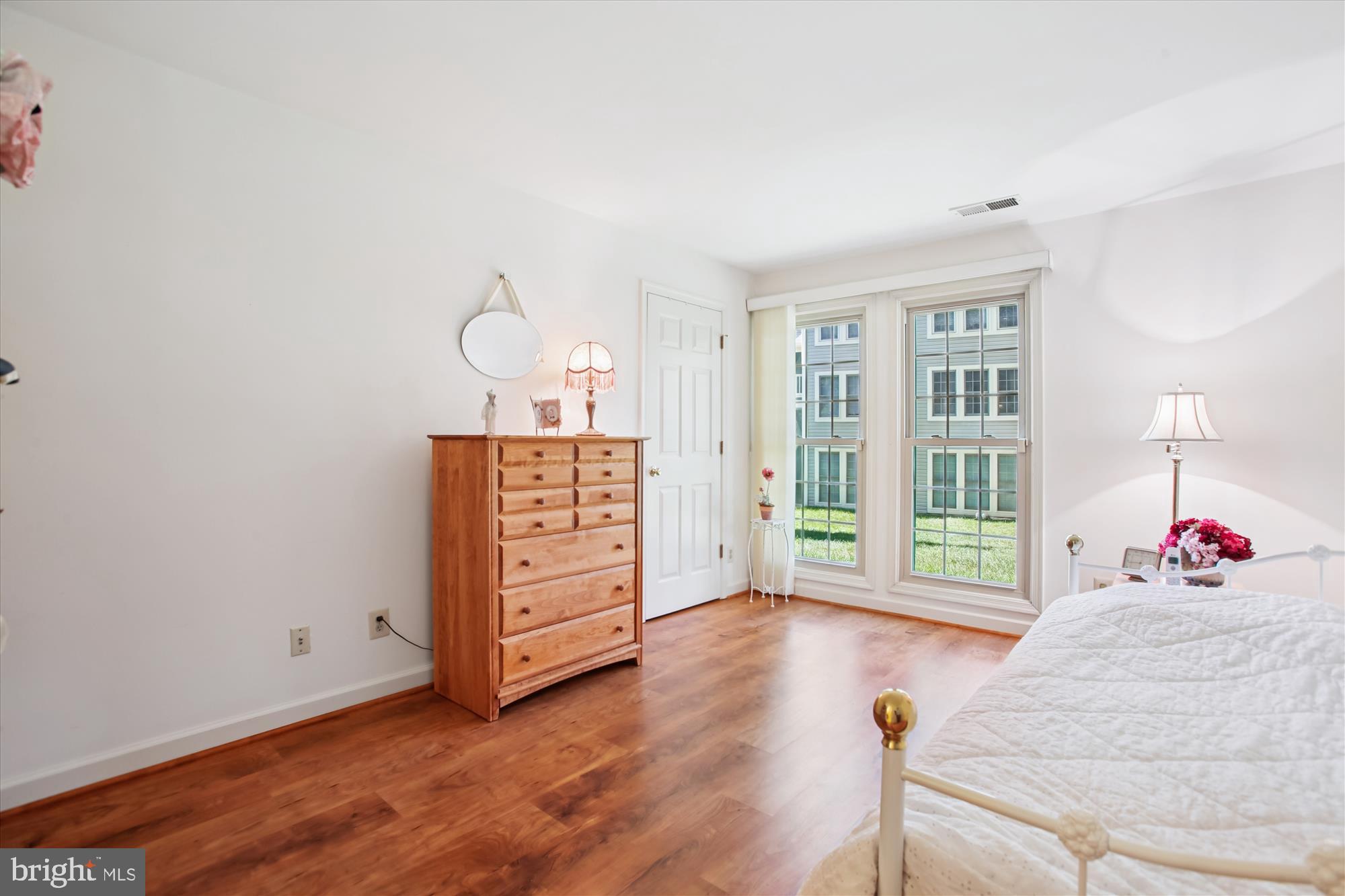 3800 Ridge Knoll Court, Unit 2 Fairfax, VA 22033 - Photo 23 of 50 a view of a livingroom with furniture wooden floor and windows