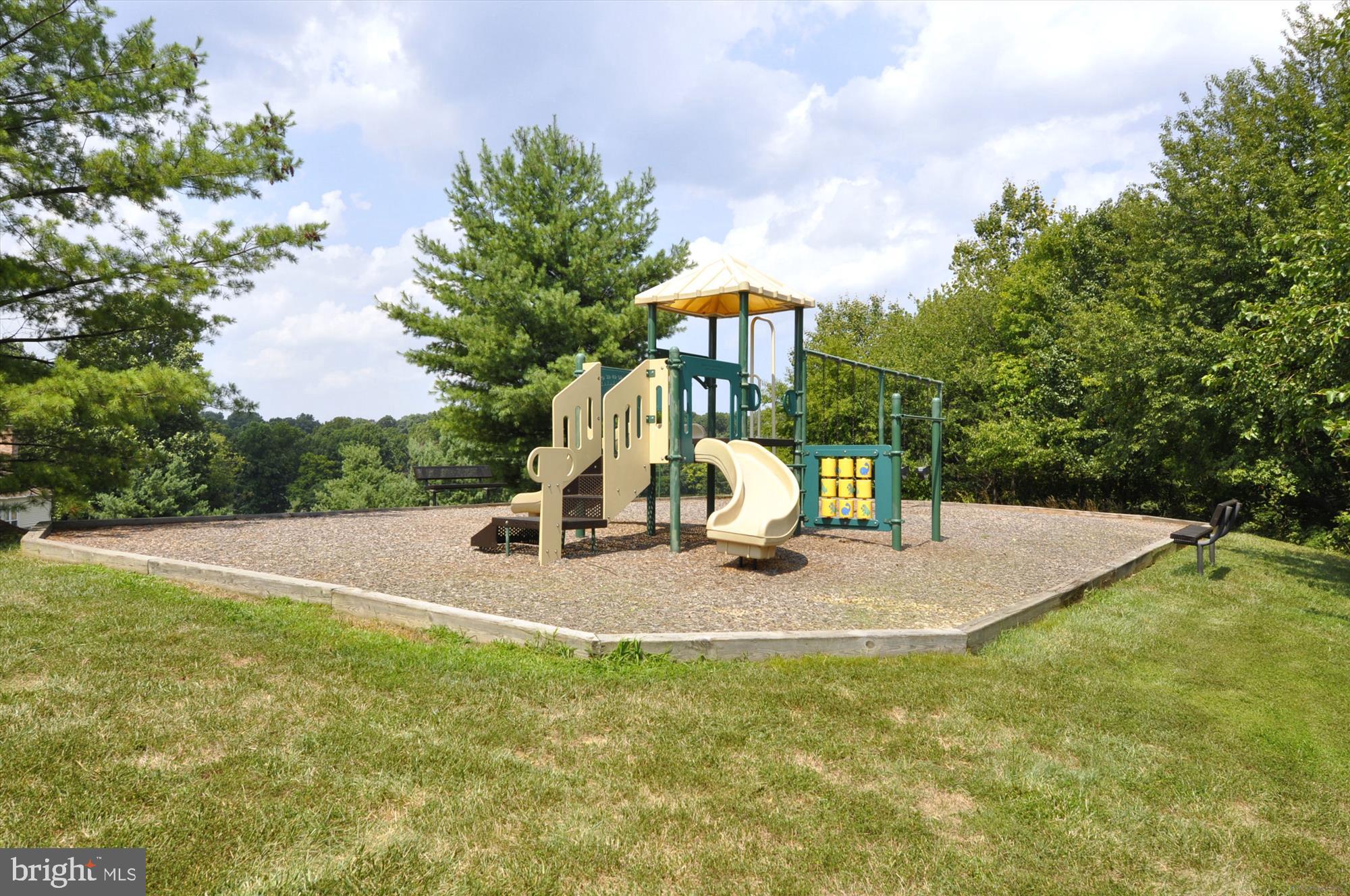 3800 Ridge Knoll Court, Unit 2 Fairfax, VA 22033 - Photo 43 of 50 a view of a park