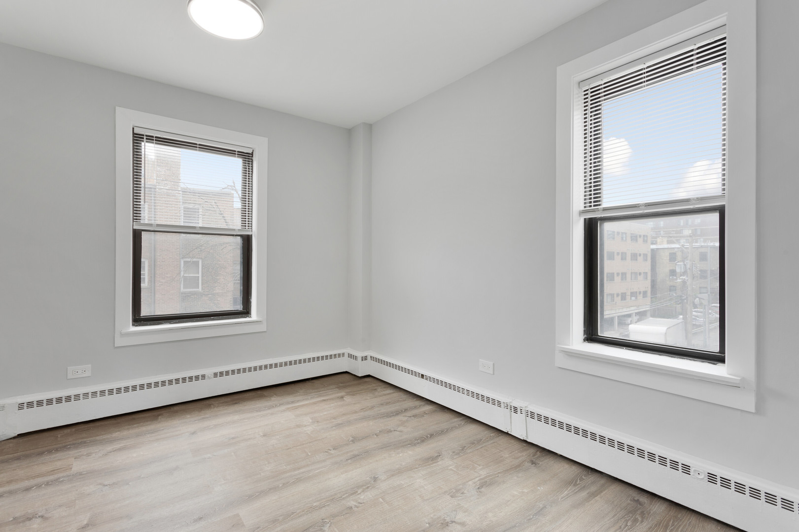 5858 North Sheridan Road, Unit 307 Chicago, IL 60660 - Photo 9 of 17