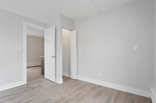 $2,123 | 5858 North Sheridan Road, Unit 307, Chicago, IL 60660