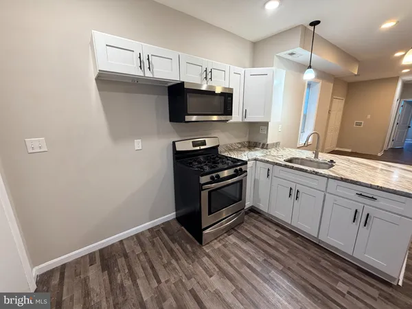 $1,050 | 4654 York Road, Unit 2, Baltimore, MD 21212