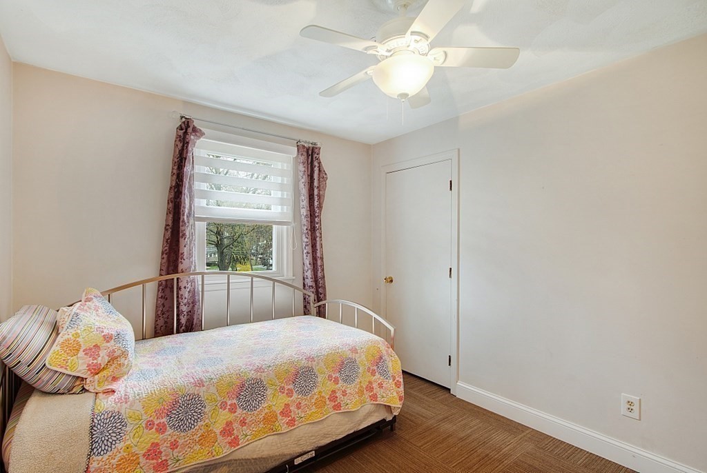 17 Russet Lane Marlborough, MA 01752 - Photo 24 of 38