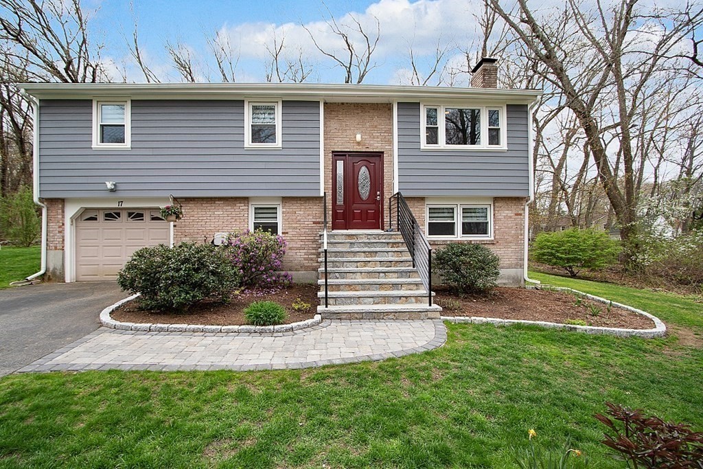 17 Russet Lane Marlborough, MA 01752 - Photo 3 of 38