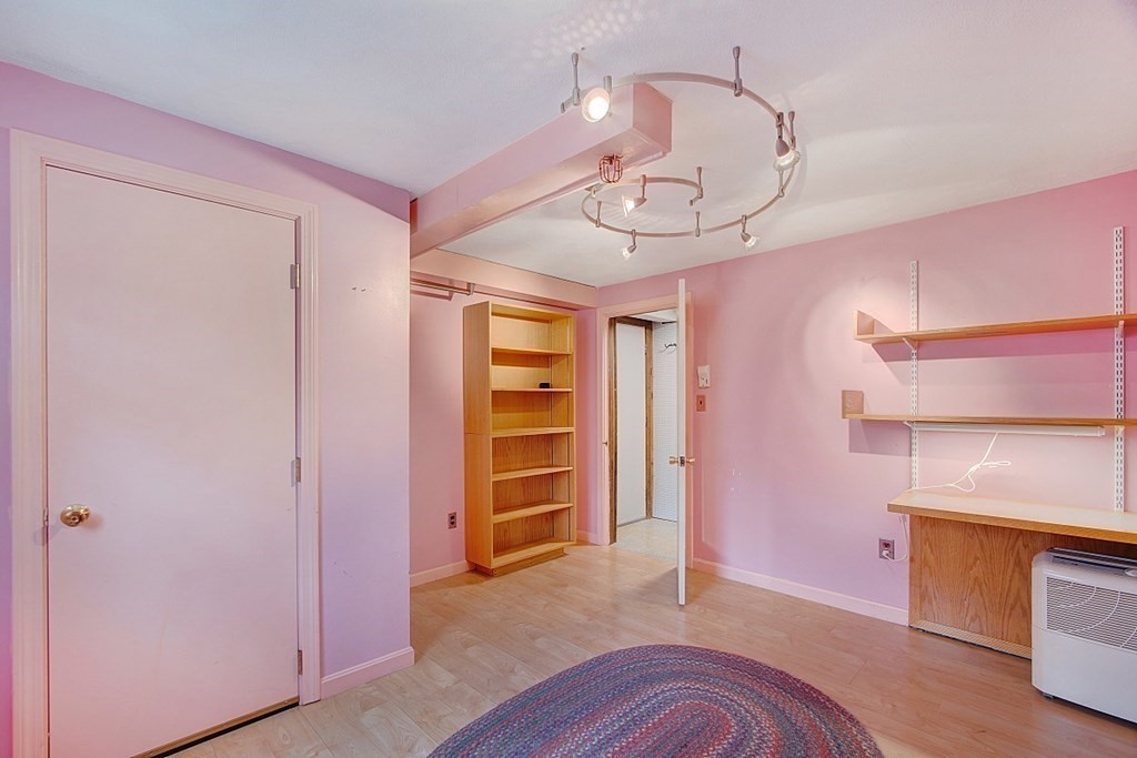 17 Russet Lane Marlborough, MA 01752 - Photo 31 of 38