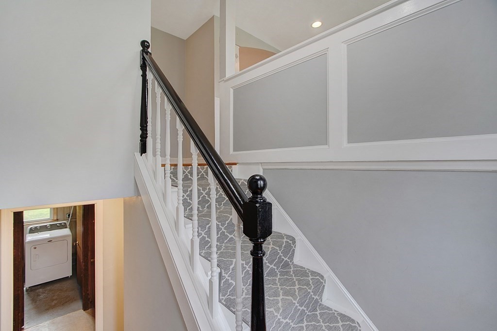 17 Russet Lane Marlborough, MA 01752 - Photo 5 of 38