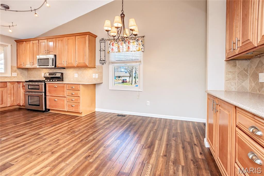 1797 Prindable Court Chesterfield, MO 63017 - Photo 17 of 53