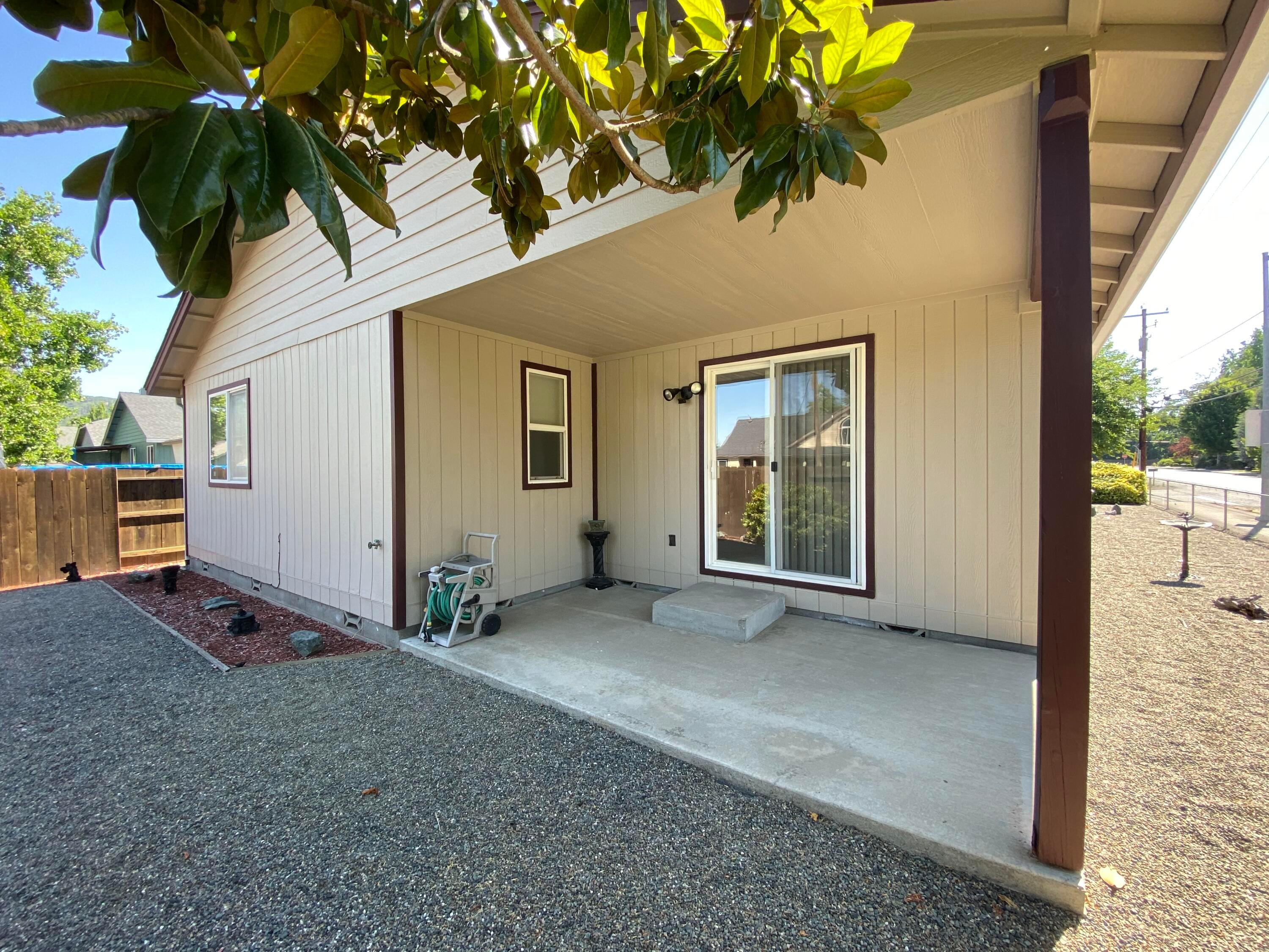 796 Tami Road Grants Pass, OR 97526 - Photo 22 of 23 IMG_8785
