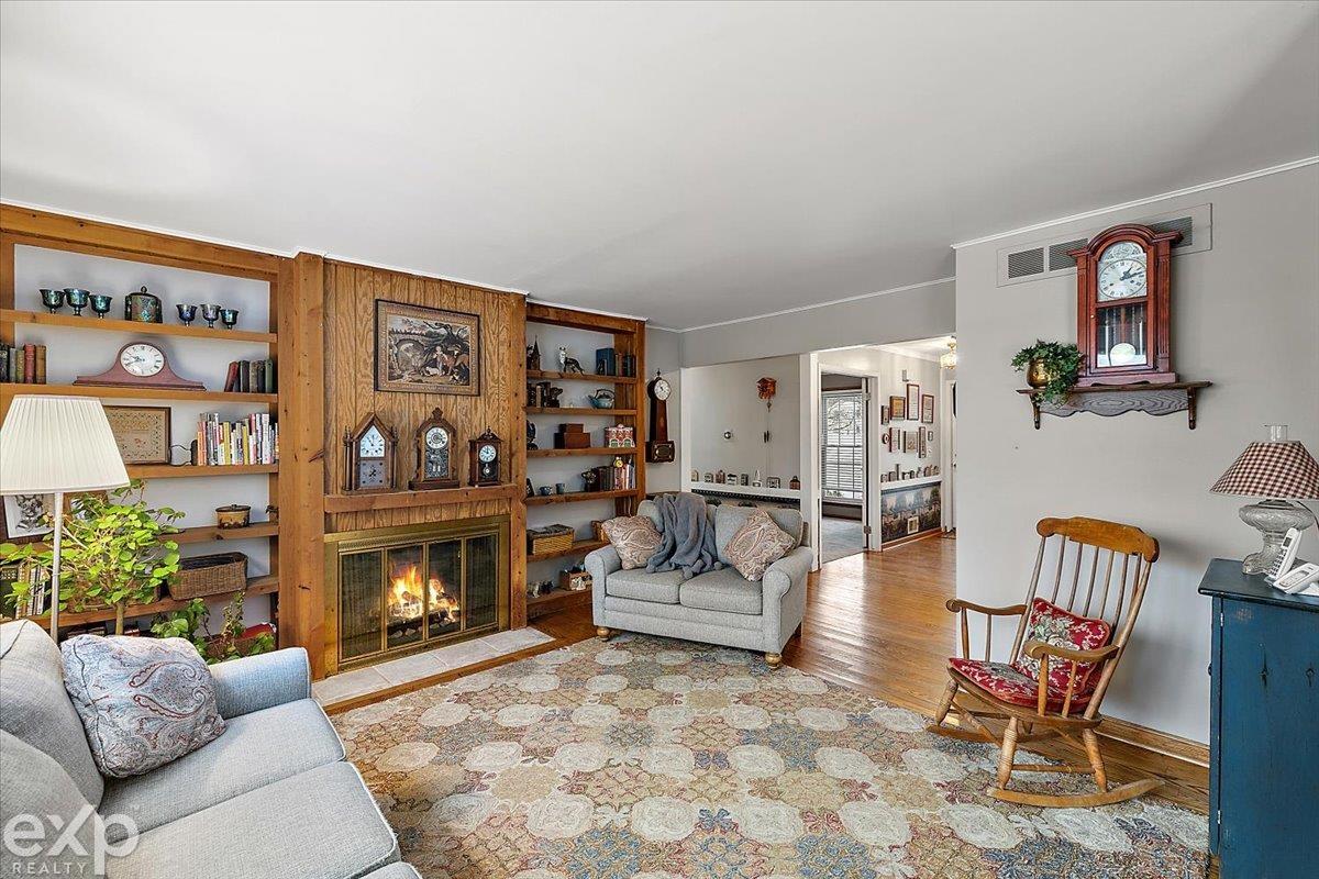 41881 Park Ridge Road Novi, MI 48375 - Photo 16 of 48 50164503-71cc1605-680d-43db-901f-b90f8e067ed1.JPG