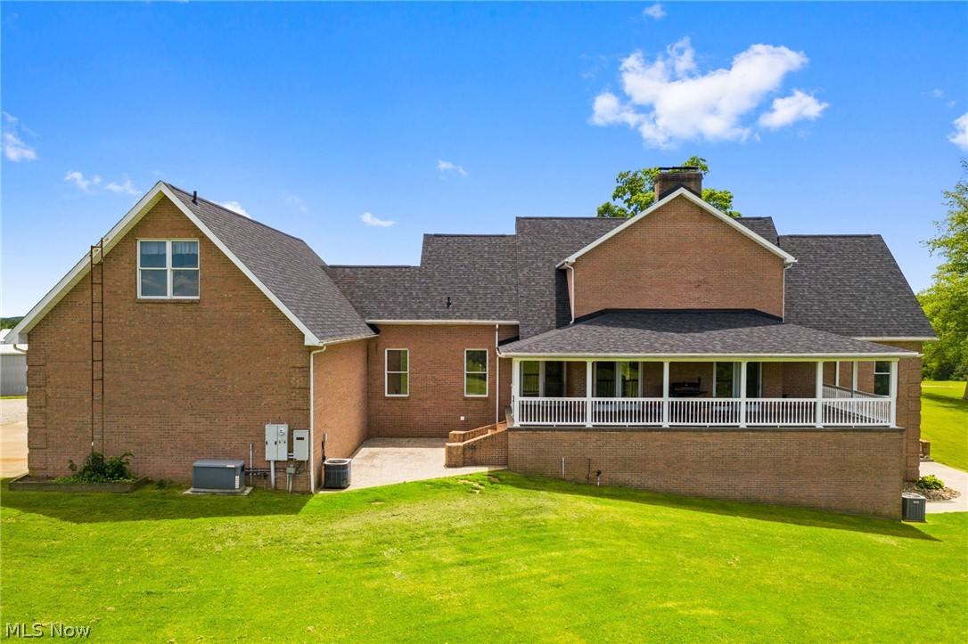 3880 Laurel Ridge Road Lowell, OH 45744 - Photo 4 of 35