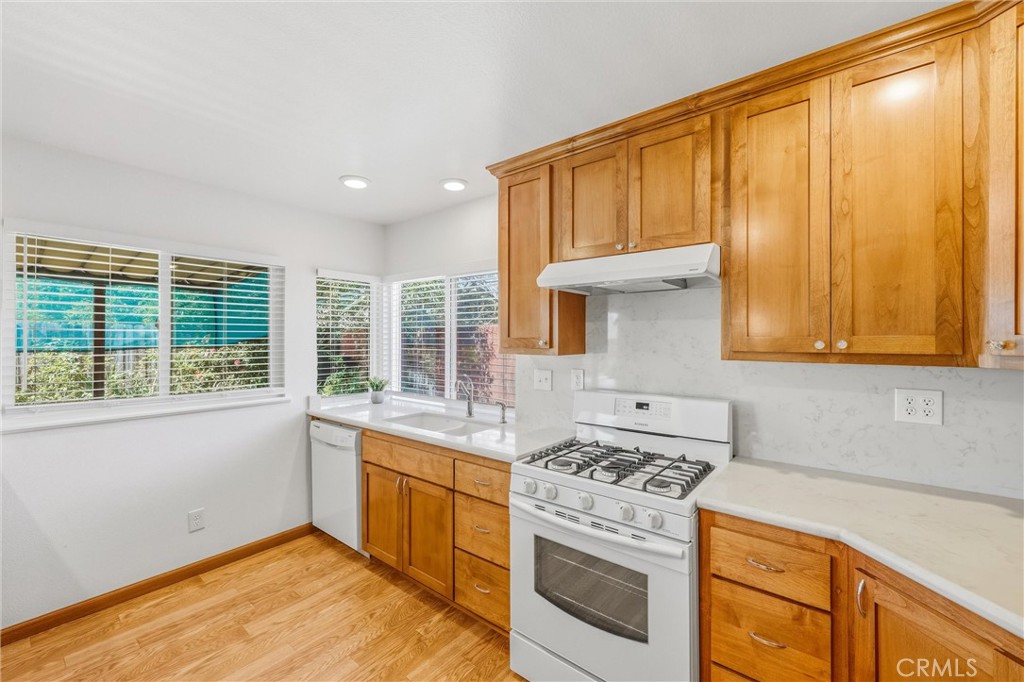 2828 Shalimar Place Riverside, CA 92504 - Photo 14 of 49