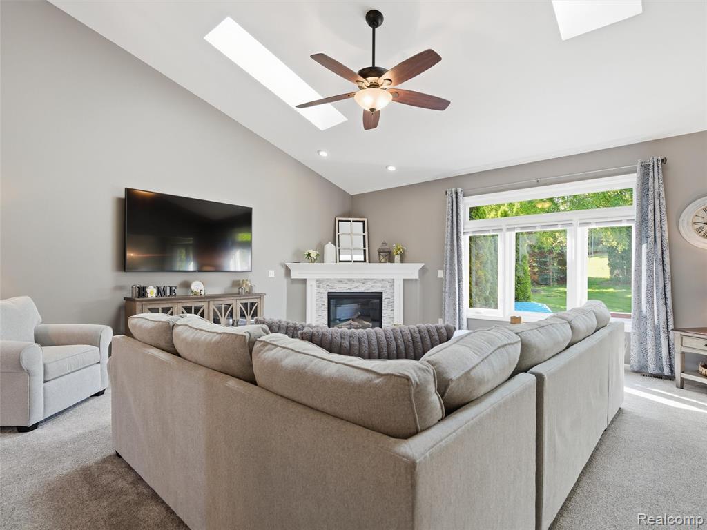 9095 Rotondo Drive Howell, MI 48855 - Photo 5 of 44