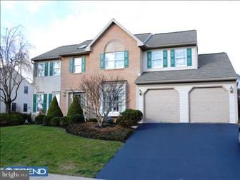 112 Grande Boulevard Sinking Spring, PA 19608 - Photo 2 of 9