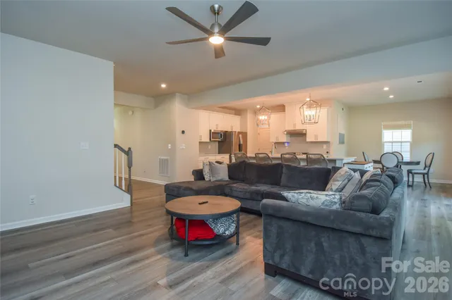 $500,000 | 3050 Streamside Drive, Davidson, NC 28036