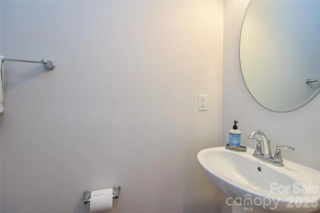 $500,000 | 3050 Streamside Drive, Davidson, NC 28036