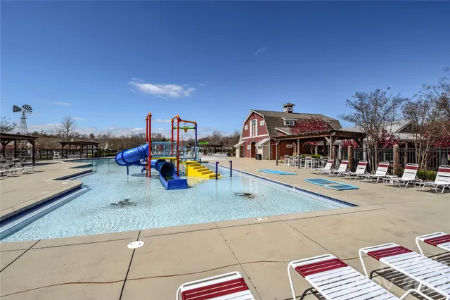 $500,000 | 3050 Streamside Drive, Davidson, NC 28036