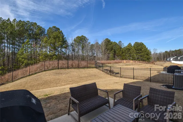 $500,000 | 3050 Streamside Drive, Davidson, NC 28036