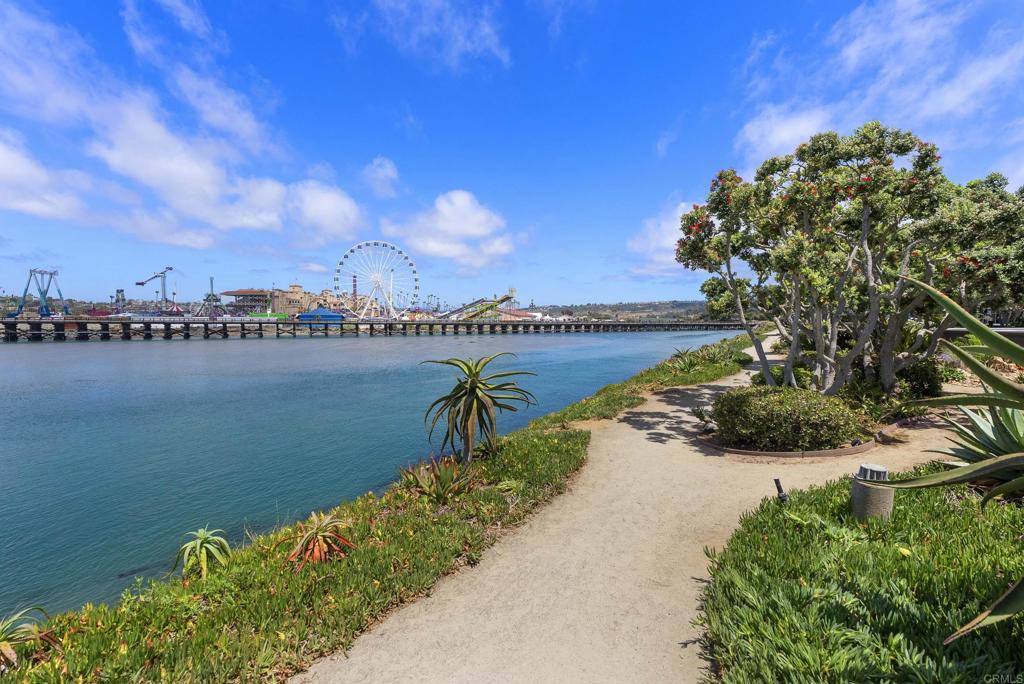 2921 Sandy Pointe, Unit 3 Del Mar, CA 92014 - Photo 15 of 16