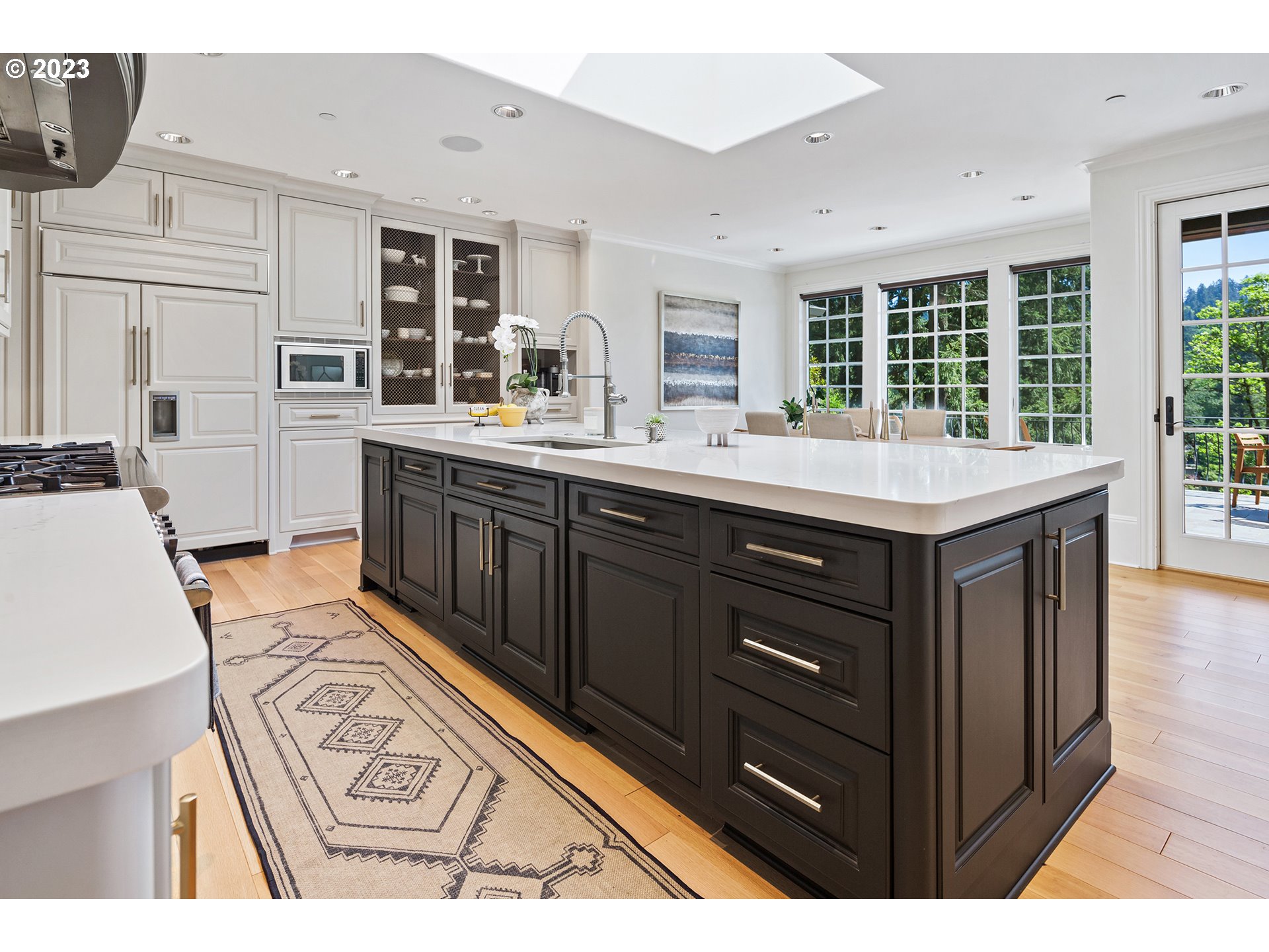 584 Ridgeway Road Lake Oswego, OR 97034 - Photo 10 of 44 Gallery Image 10