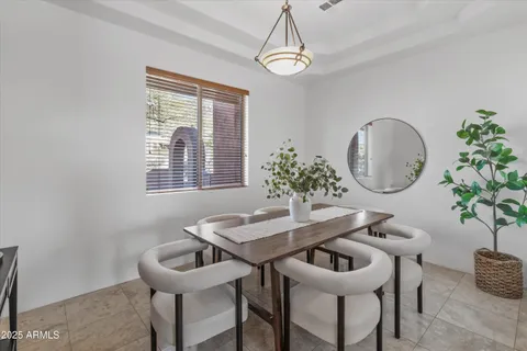 $685,000 | 42706 North 19th Street, New River, AZ 85087