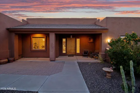 $685,000 | 42706 North 19th Street, New River, AZ 85087