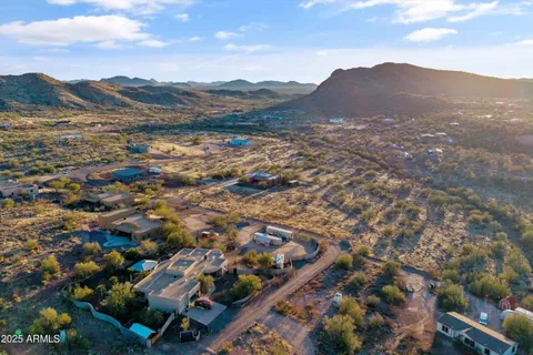 $685,000 | 42706 North 19th Street, New River, AZ 85087