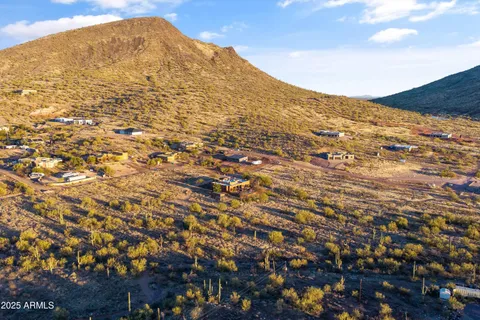 $685,000 | 42706 North 19th Street, New River, AZ 85087