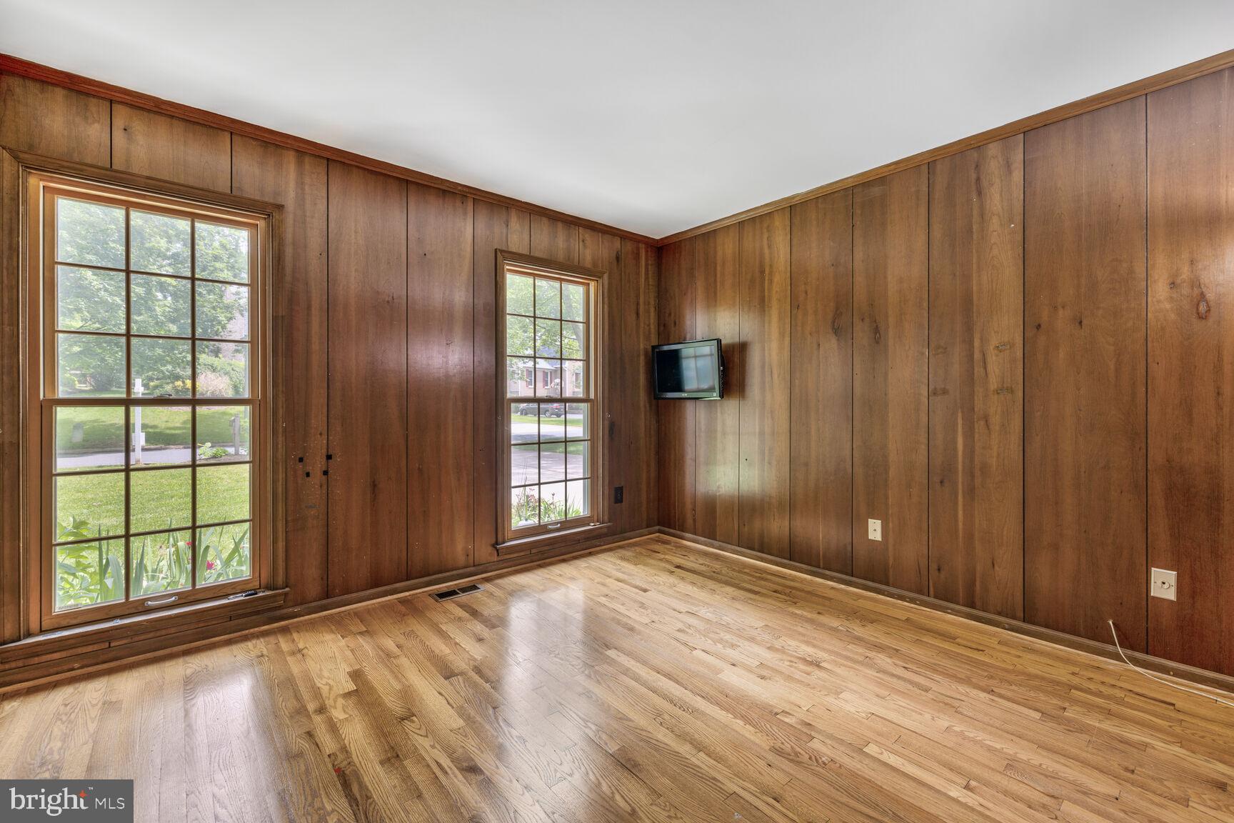 9605 Reach Road Potomac, MD 20854 - Photo 16 of 44 a view of an empty room with a window