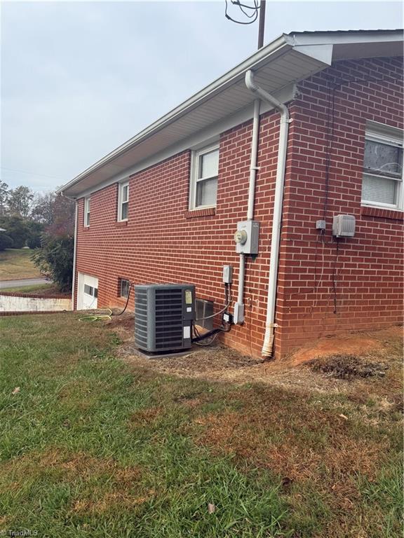 417 Ruritan Park Road North Wilkesboro, NC 28659 - Photo 5 of 19