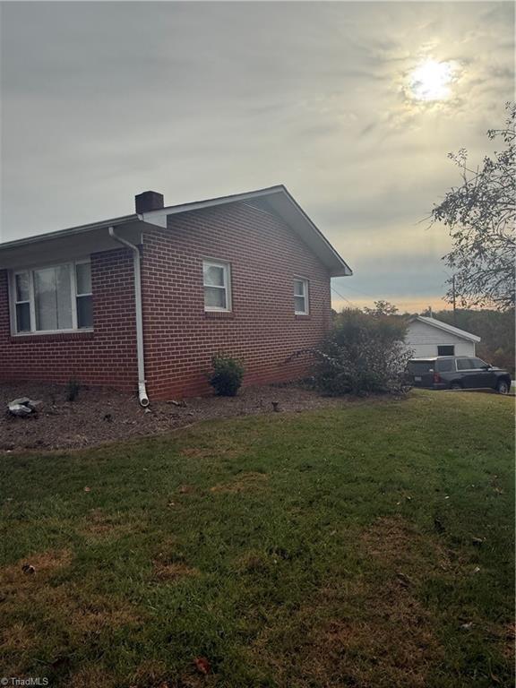 417 Ruritan Park Road North Wilkesboro, NC 28659 - Photo 6 of 19