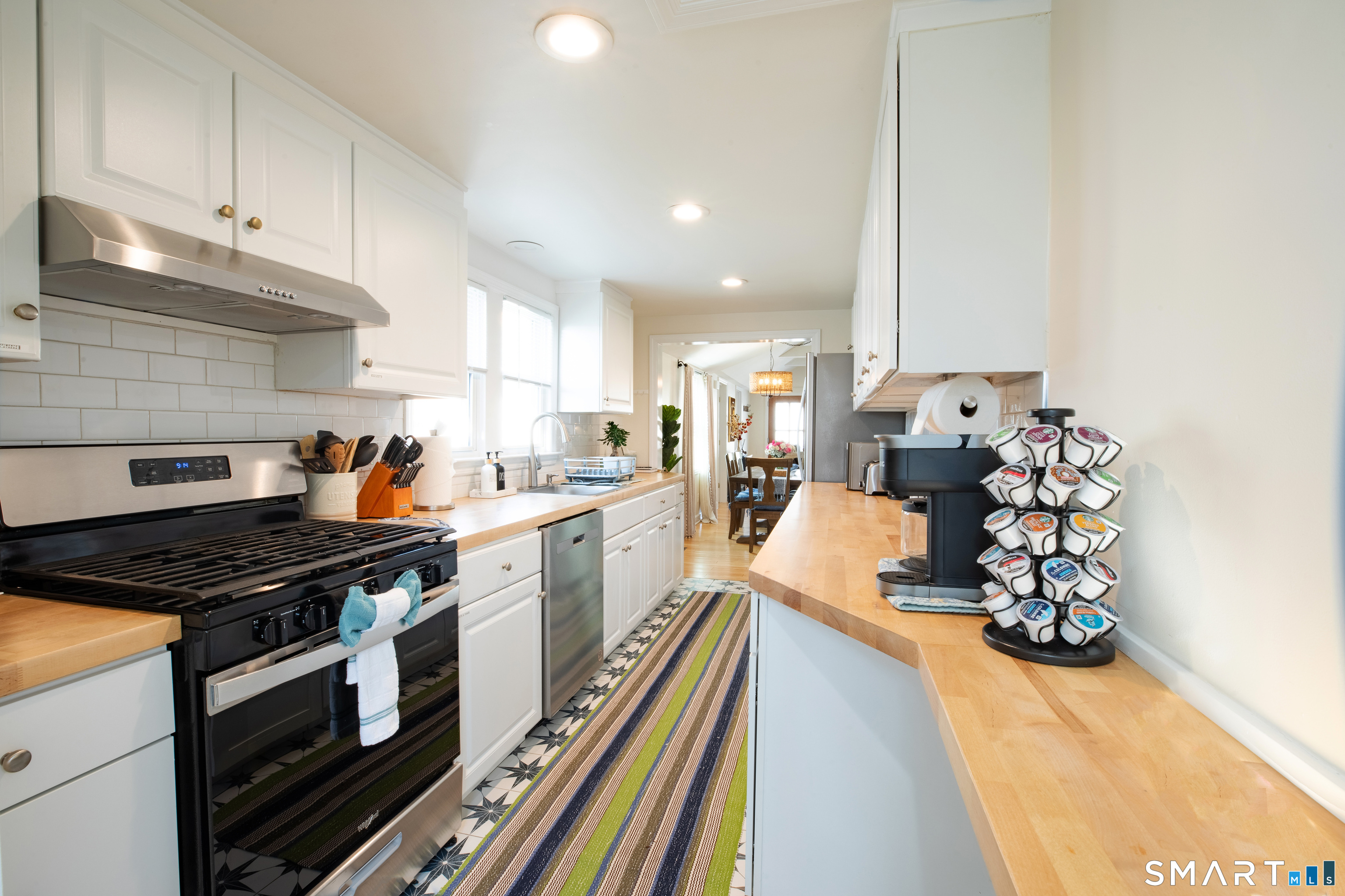 29 Quintard Terrace Stamford, CT 06902 - Photo 17 of 30