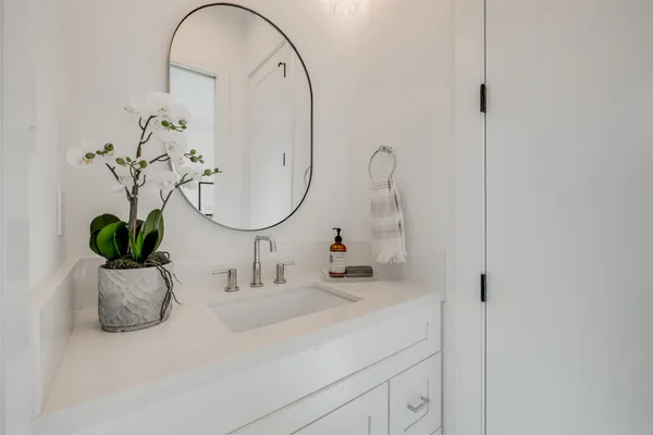 $1,999,900 | 1511 Kipling Street, Houston, TX 77006
